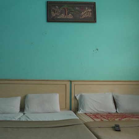Hotel Viren Plaza Agra  Εξωτερικό φωτογραφία